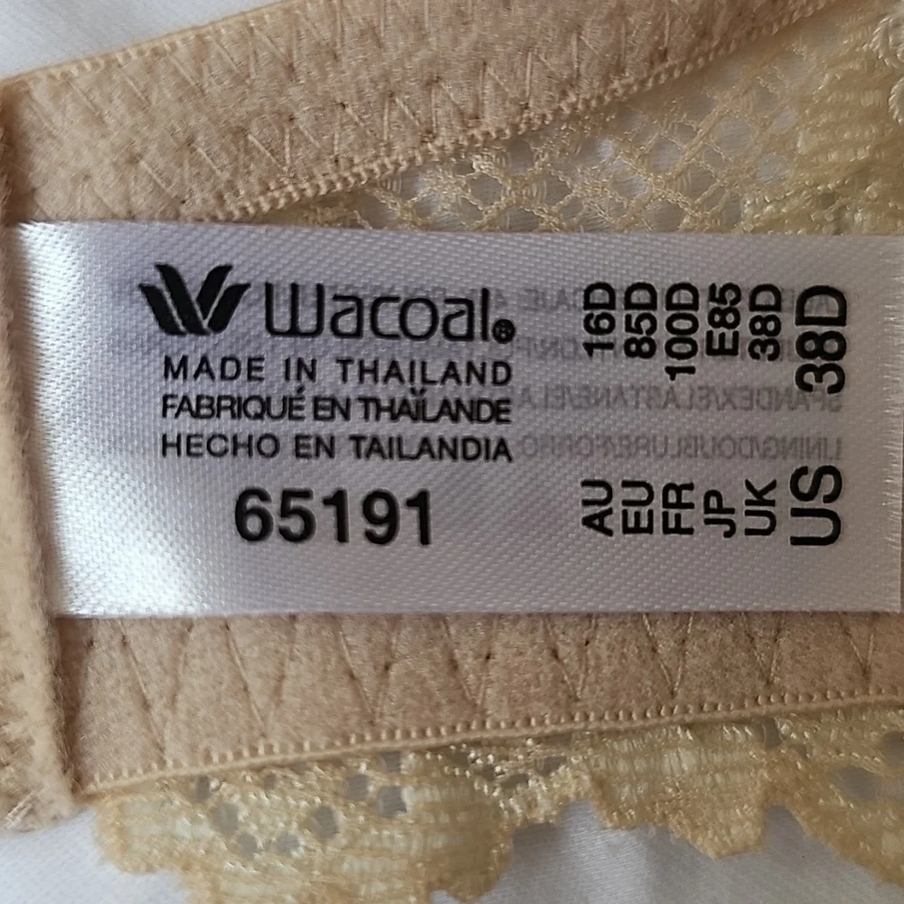 Wacoal lace bra 38D - Picture 2 of 3